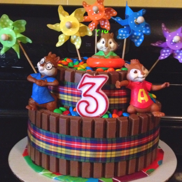 Alvin And The Chipmunks Birthday Cake
 Kit Kat Cake with alvin and the chip munks