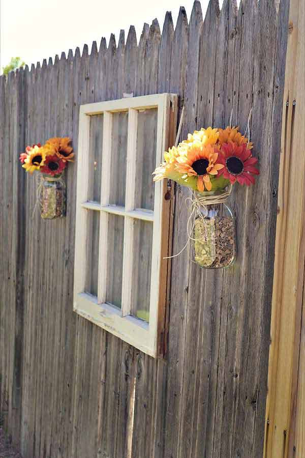 Backyard Fence Decoration Ideas
 Get Creative With These 23 Fence Decorating Ideas and