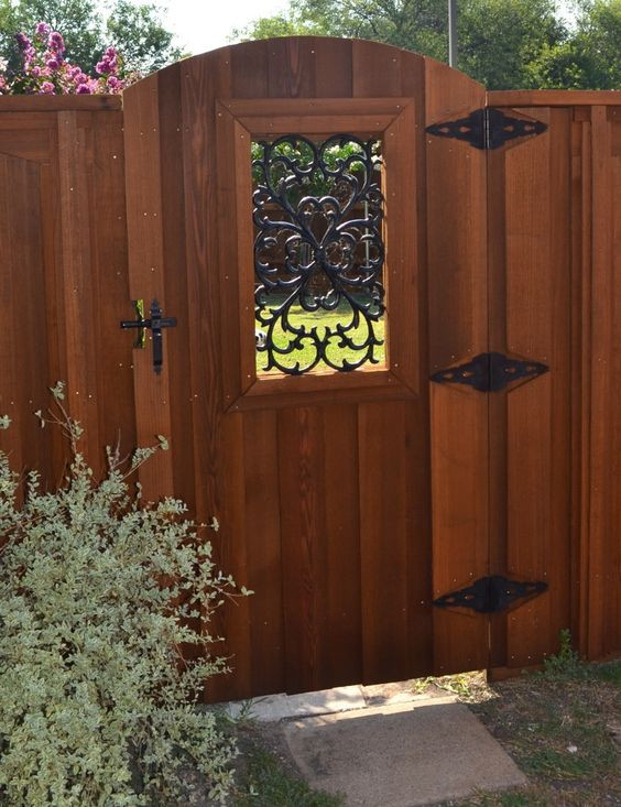 Backyard Fence Door
 Create the Best Wood Fence Gate for Your Home and Yard