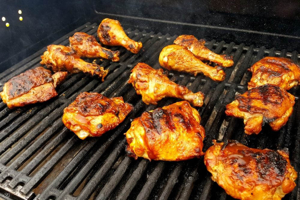 Bbq Chicken Legs On Grill
 How to Grill Chicken Legs Grilling Thighs and Drumsticks