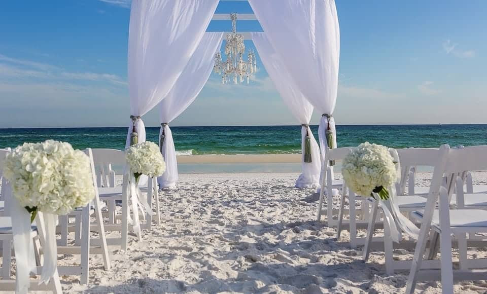 Beach Weddings Florida
 4 Reasons to Get Married at Our Destin FL Beach Wedding Venues
