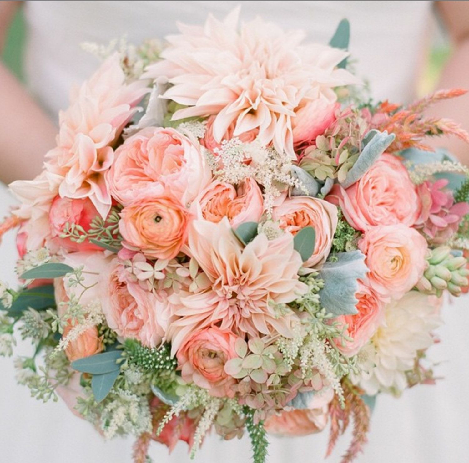 Best Flowers For Wedding
 Best Wedding Flowers 13 Gorgeous Bridal Bouquets in Every