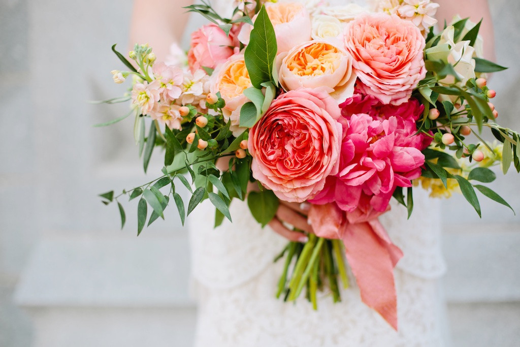 Best Flowers For Wedding
 Best Wedding Flowers by Season Pretty Happy Love
