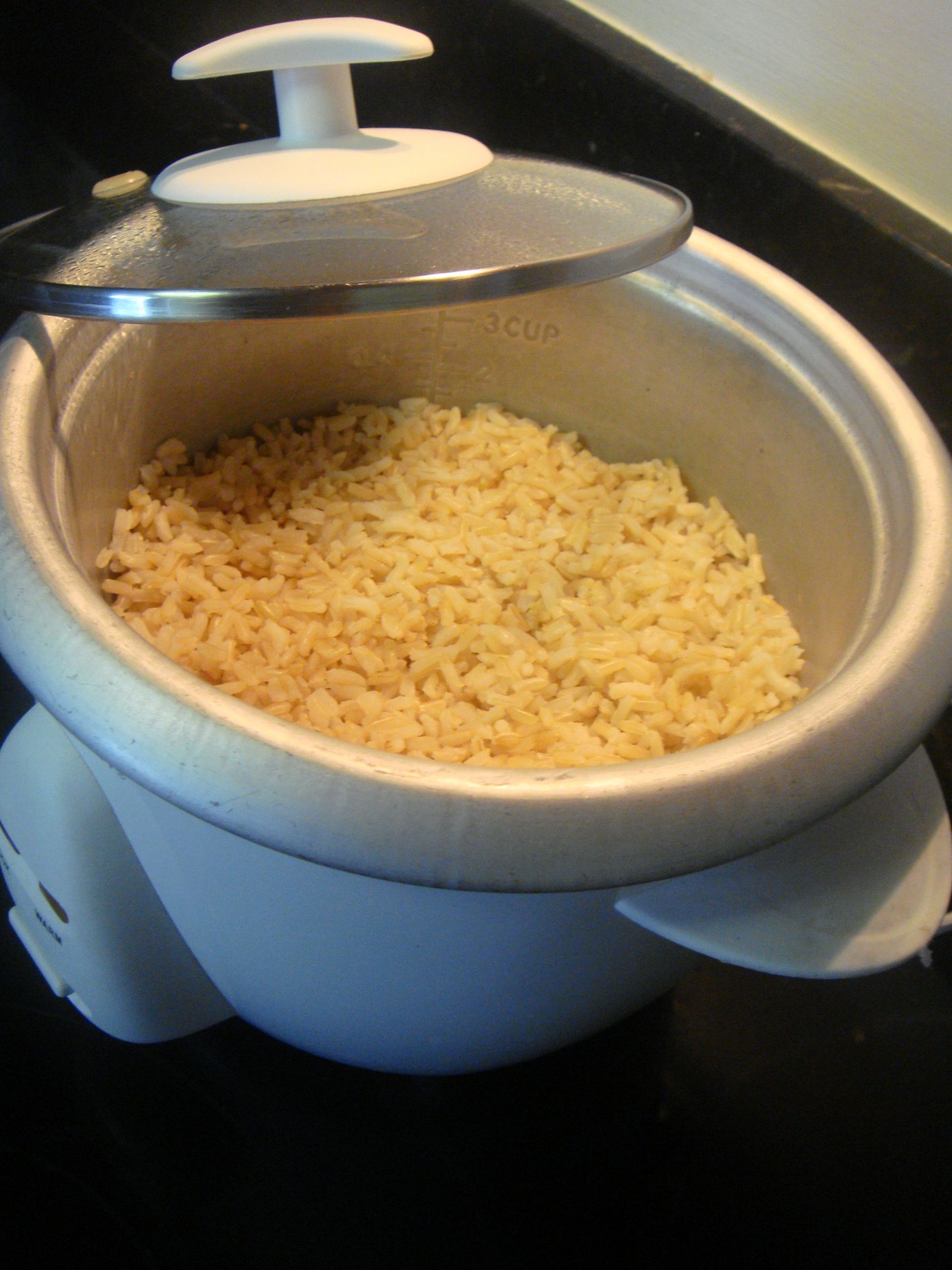 Brown Rice Cooker
 Cooking Brown rice