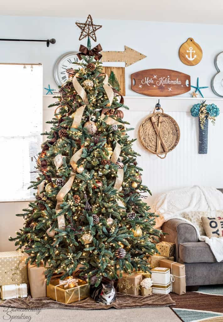 Cabin Christmas Tree
 Rustic Luxe Christmas Tree 12 Bloggers of Christmas with