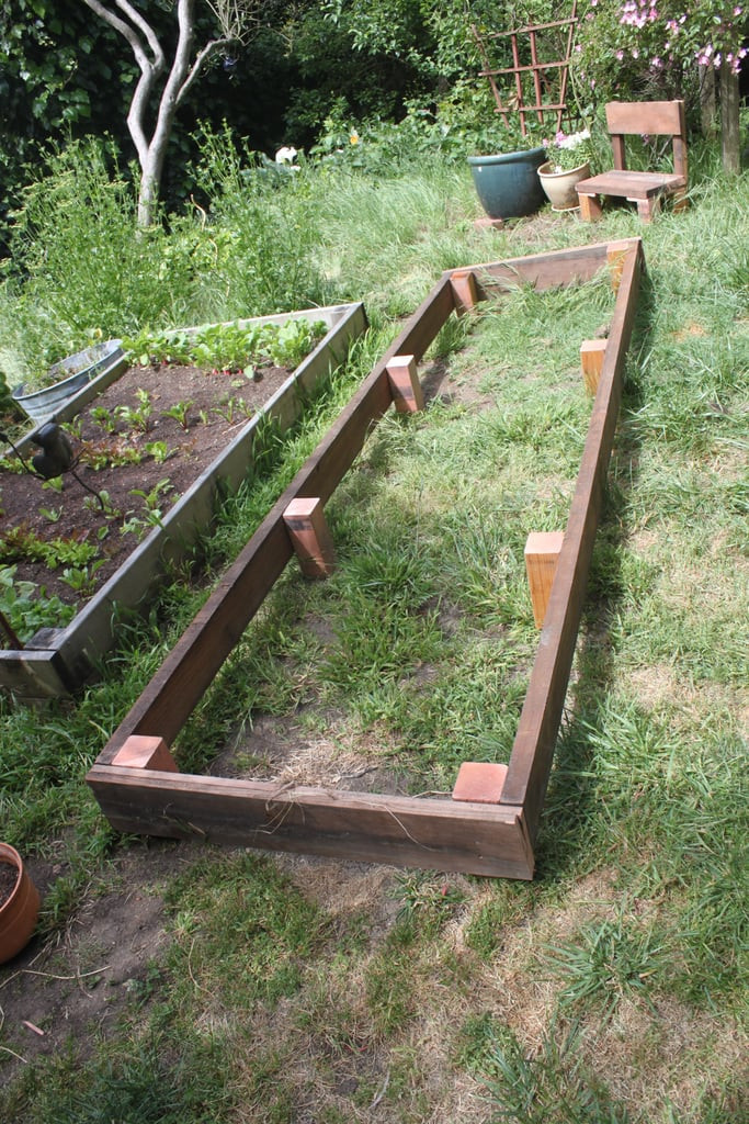 Cheap DIY Planter Boxes
 How to Build a Cheap DIY Garden Box