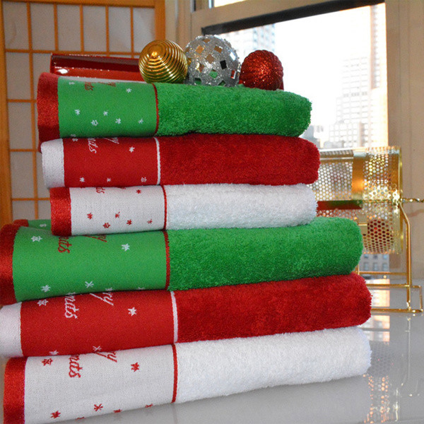 Christmas Bathroom Towels
 DIY Christmas Decorations