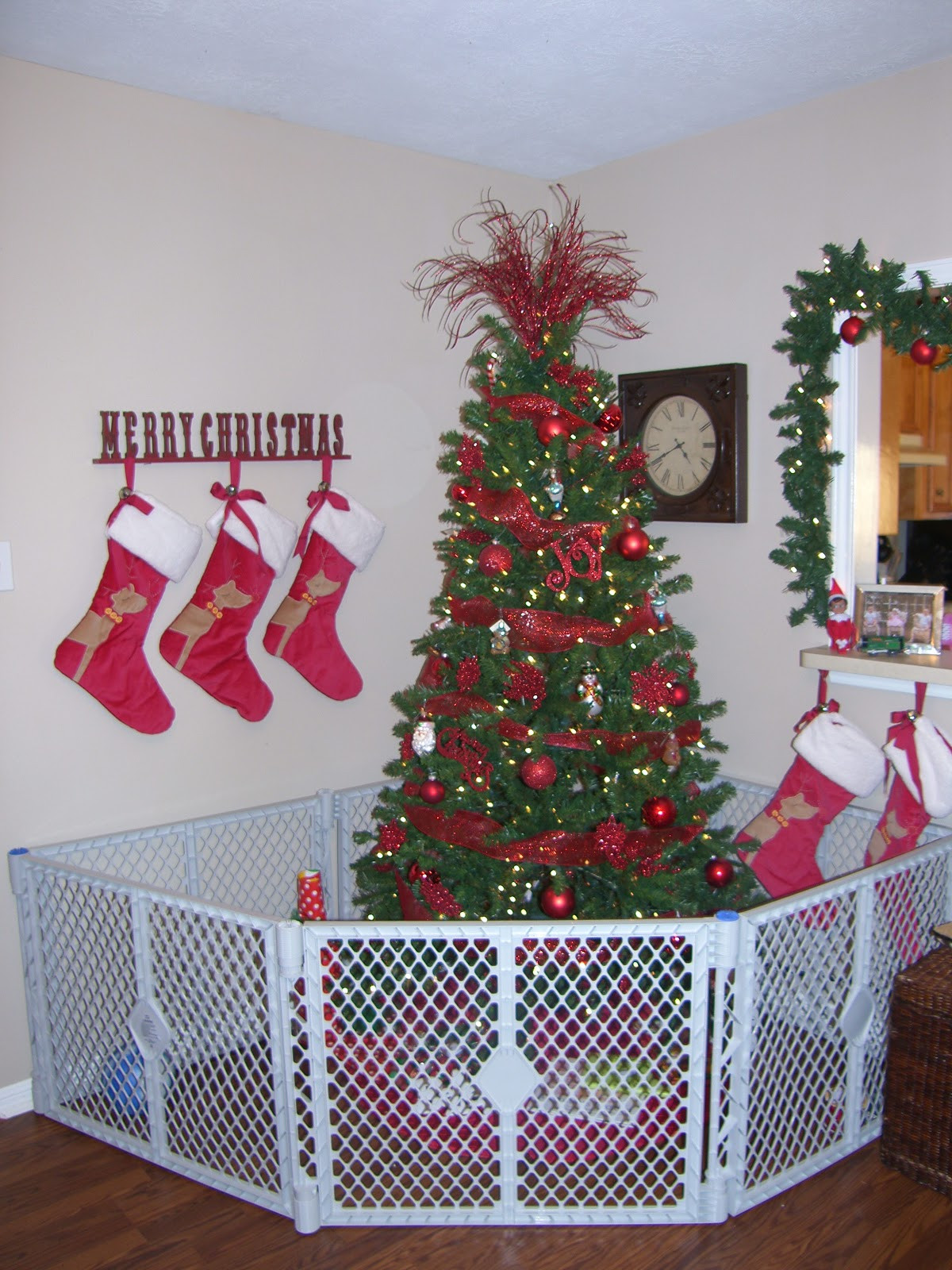 Christmas Tree Gate For Baby
 Siemsglusz Triplets December 2010