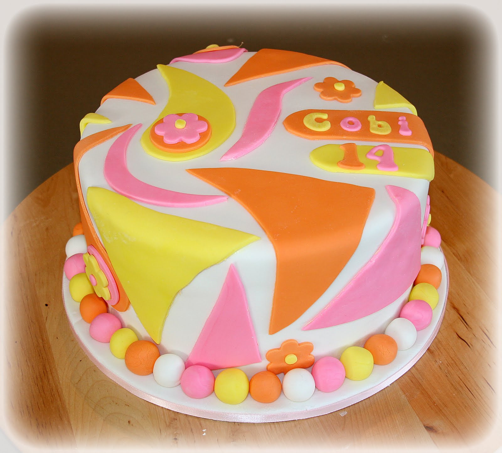Cute Birthday Cakes
 Retro Birthday Cake – Cake Cupcakes and Cookies