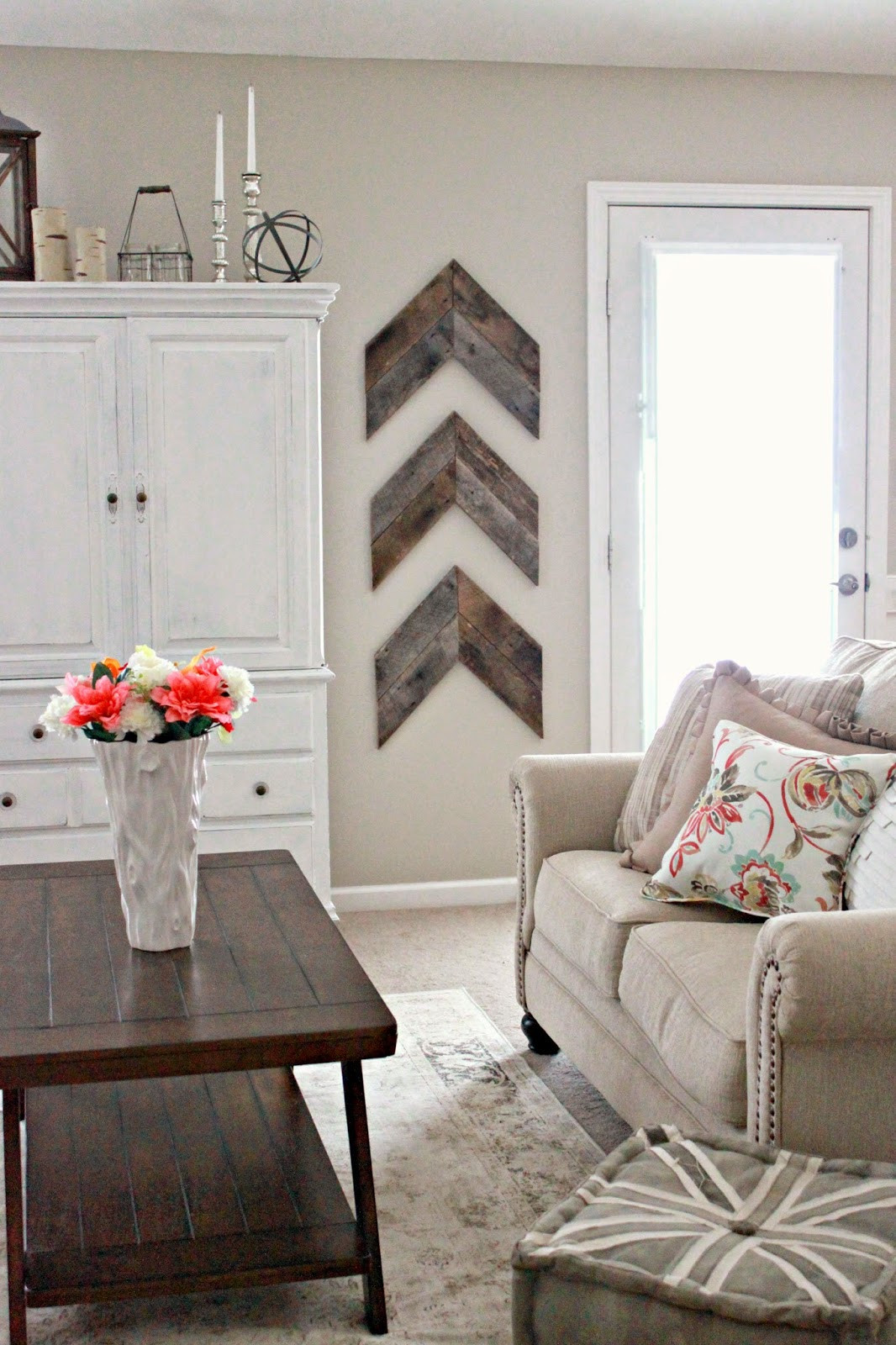 DIY Living Room Decor Pinterest
 15 Striking Ways to Decorate with Arrows