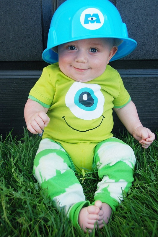 DIY Monsters Inc Costume
 Be Different Act Normal DIY Halloween Costume Ideas for