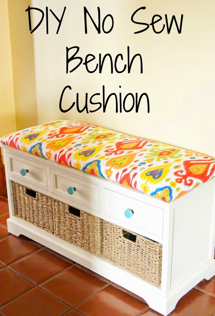 DIY Outdoor Bench Cushion
 DIY No Sew Bench Cushion