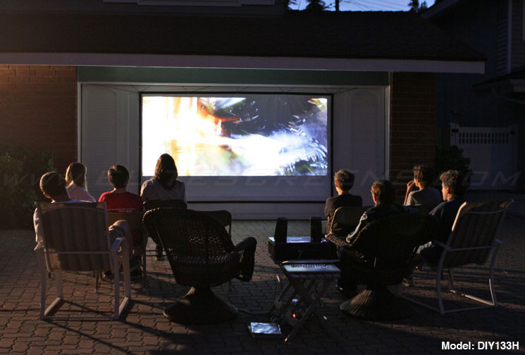DIY Outdoor Projector Screens
 Elite DIY Outdoor Movie Projector Screen