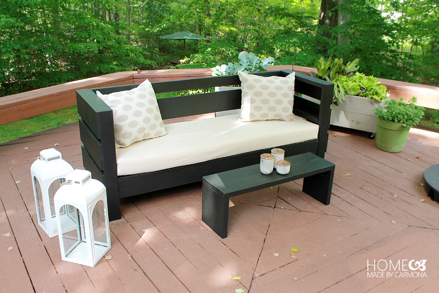 DIY Outdoor Sectional Plans
 Learn How to Build an Outdoor Sofa and Coffee Table