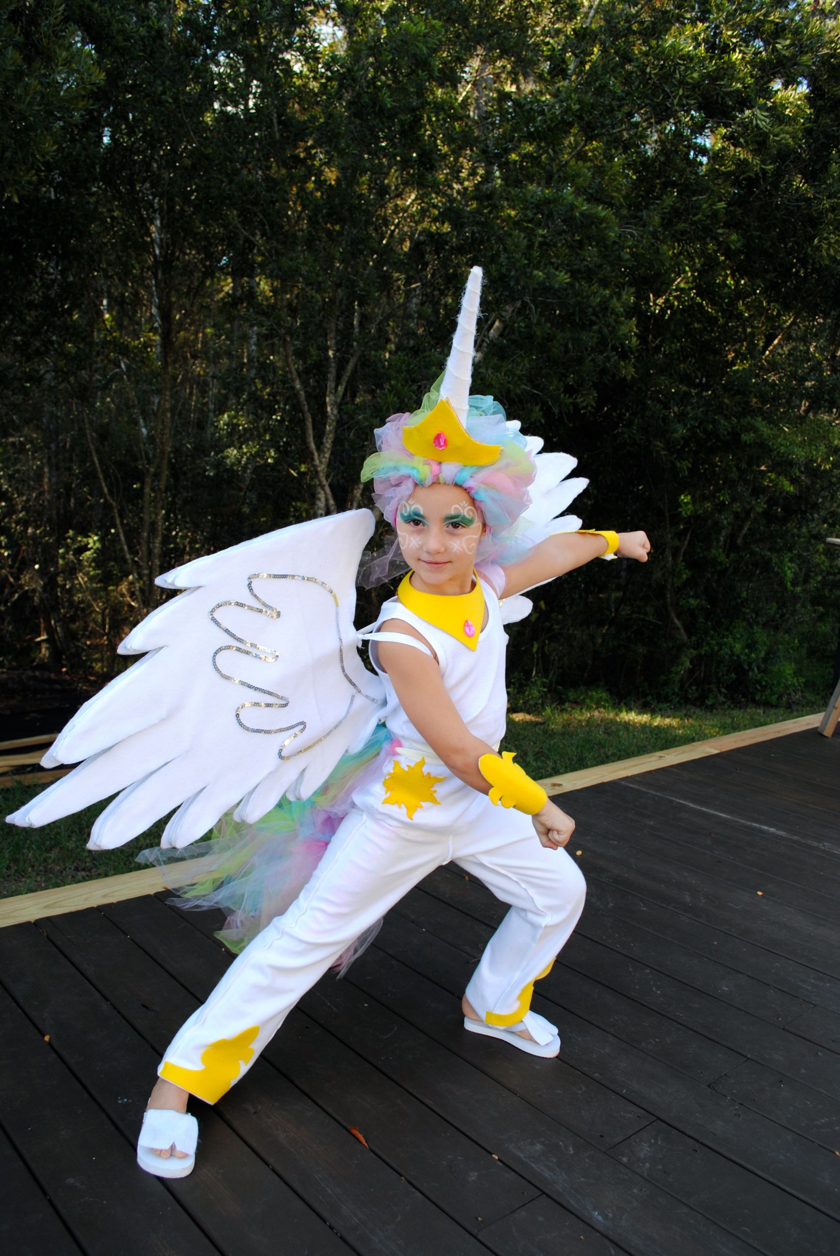 DIY Toddler Unicorn Costume
 Flying Rainbow Unicorn Princess