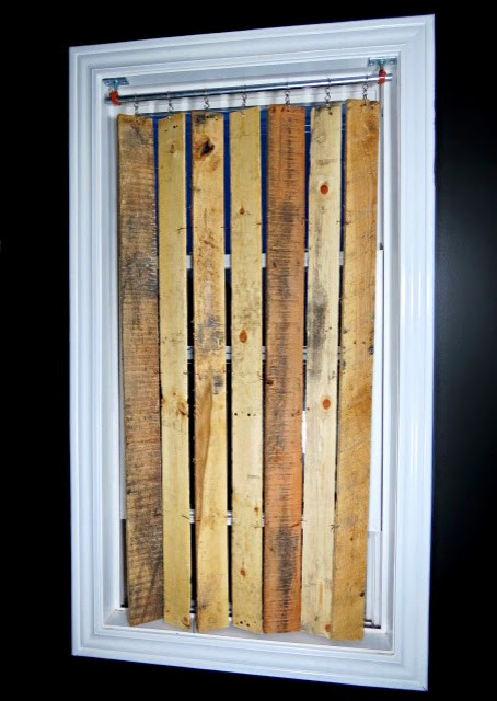 DIY Wooden Blinds
 25 Amazing & Easy DIY Pallet Project Ideas