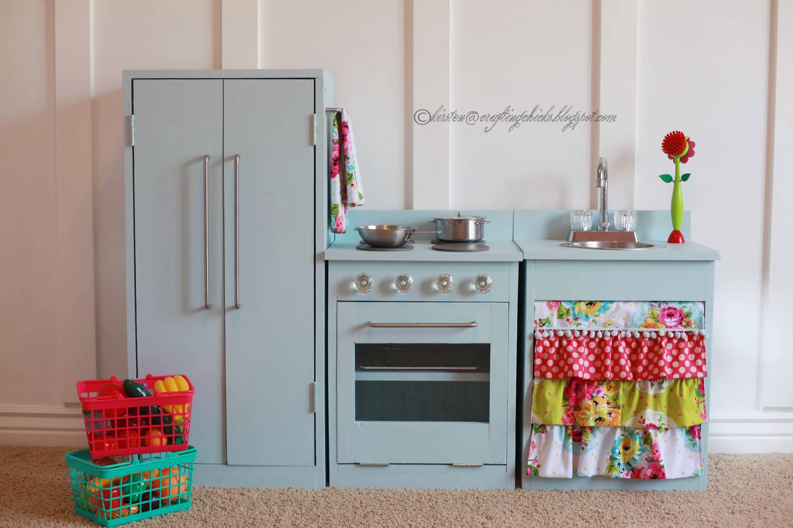 DIY Wooden Play Kitchen
 DIY Blue Play Kitchen The Crafting Chicks