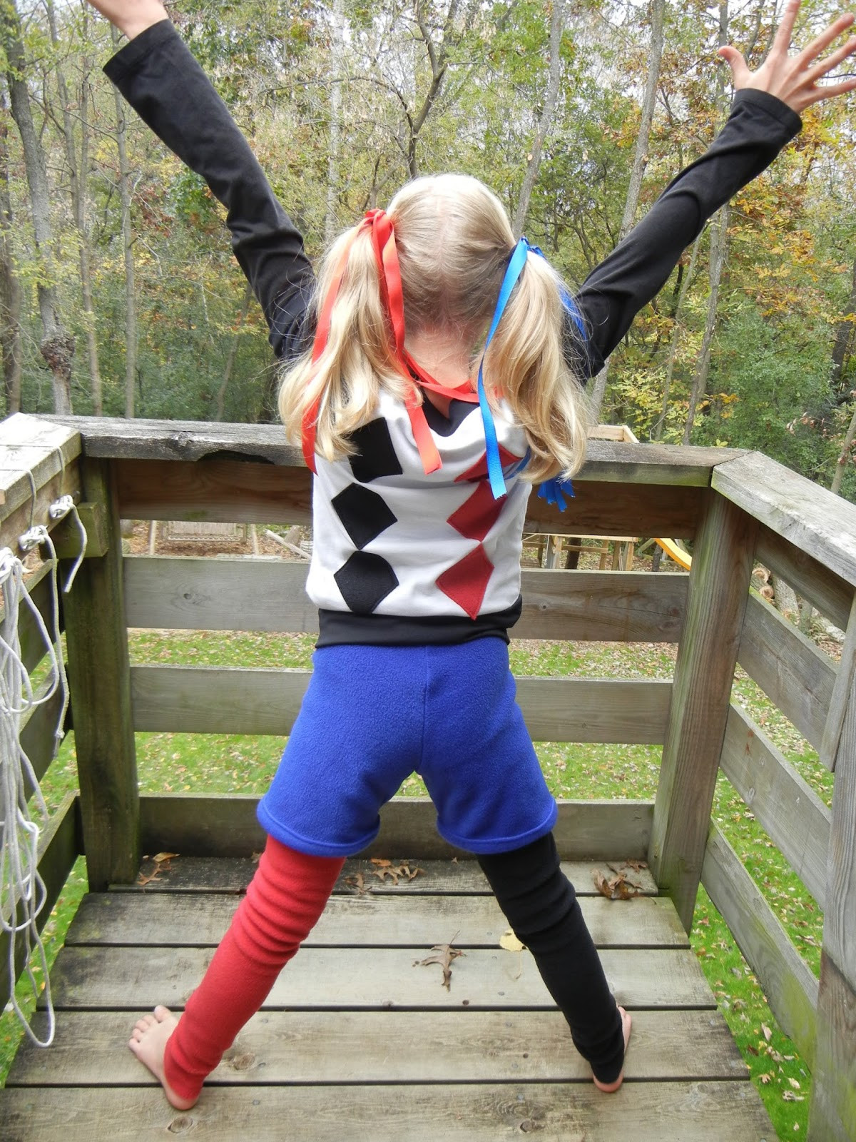 Easy Harley Quinn DIY Costume
 A Willing Worker Halloween Costume 2016 DIY DC