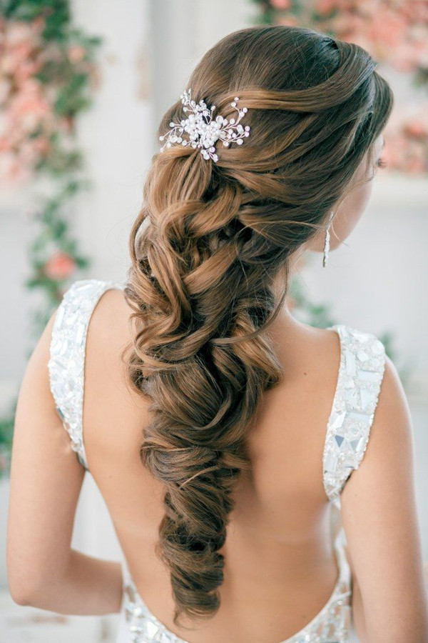 Fancy Hairstyles For Weddings
 20 Most Elegant and Beautiful Wedding Hairstyles