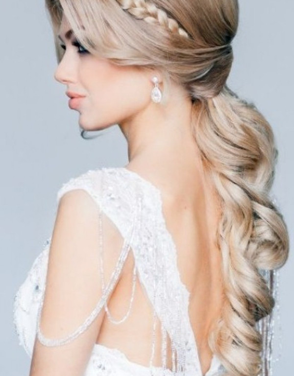 Fancy Hairstyles For Weddings
 20 Most Elegant and Beautiful Wedding Hairstyles