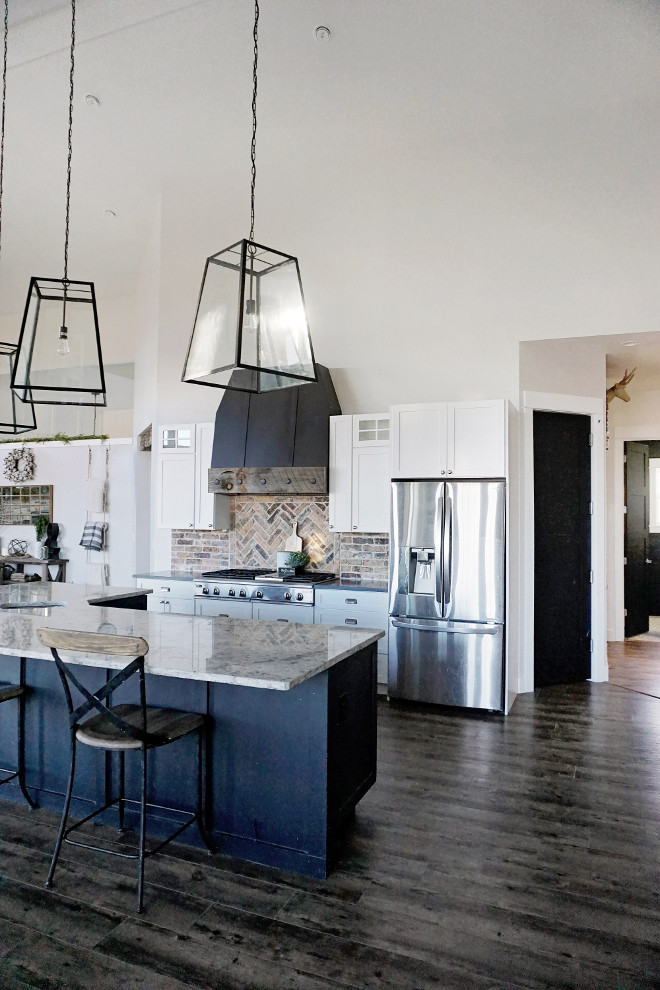 Farmhouse Kitchen Island Lighting
 Beautiful Homes of Instagram Home Bunch Interior Design