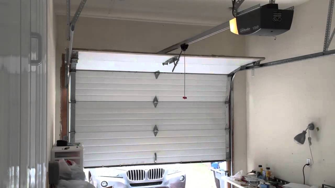 Garage Door Opener Won'T Close
 Garage Door Opener Chamberlain LiftMaster 2000SDR