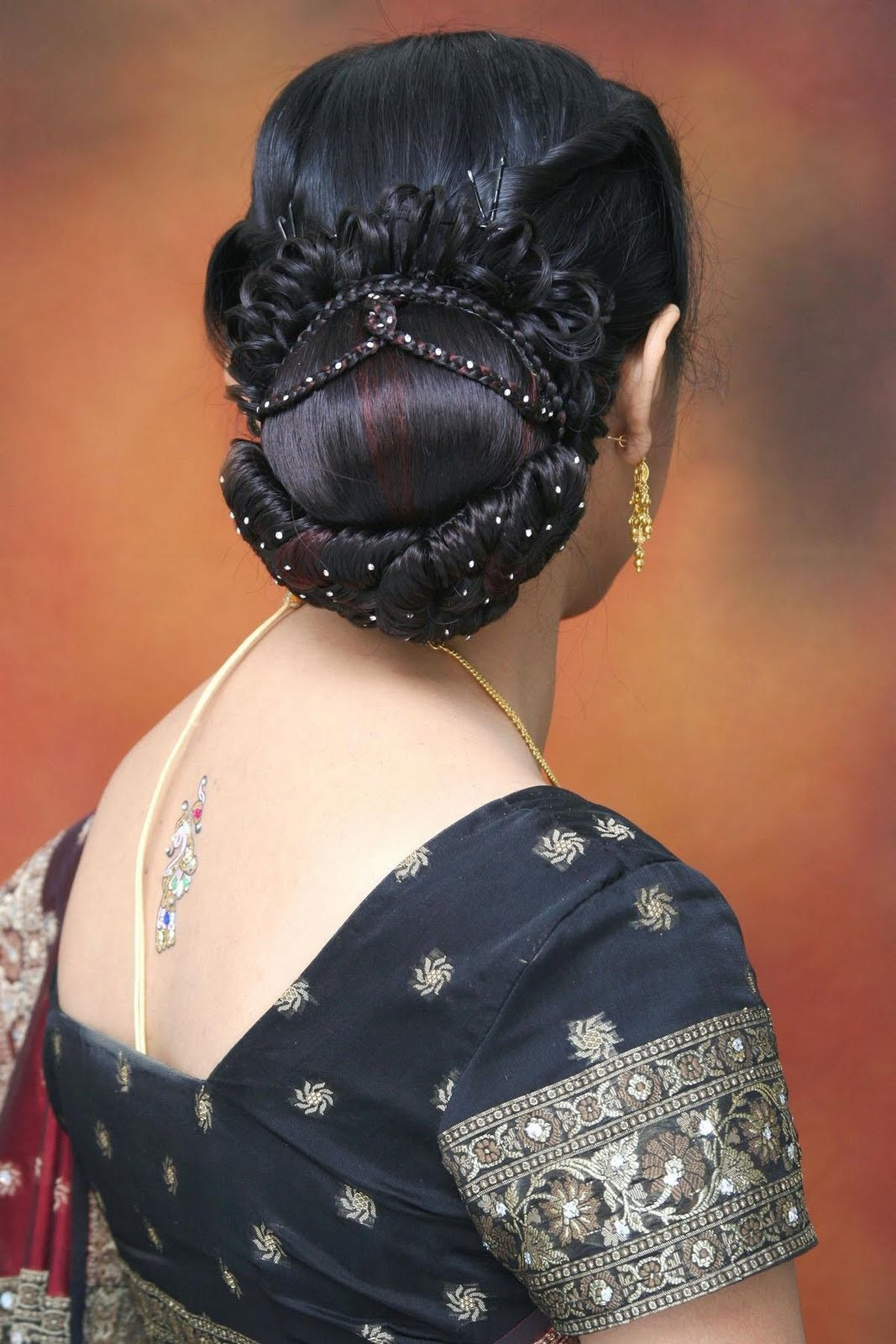 Hairstyles For Indian Brides
 Latest Bridal Hairstyle Indian Bridal Wears