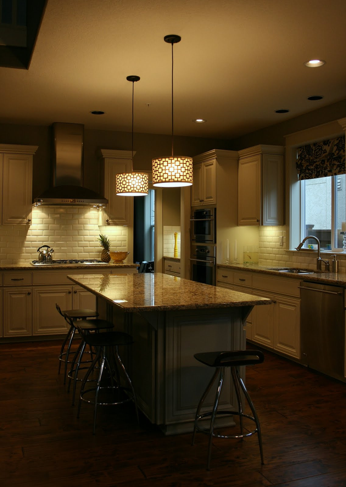 Hanging Light For Kitchen Islands
 Kitchen Island Lighting System with Pendant and Chandelier