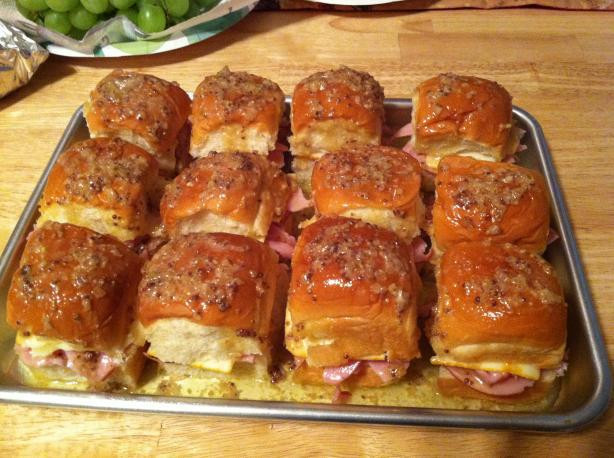 Hawaiian Bread Ham Sandwiches
 BEST DARN HAM SANDWICHES