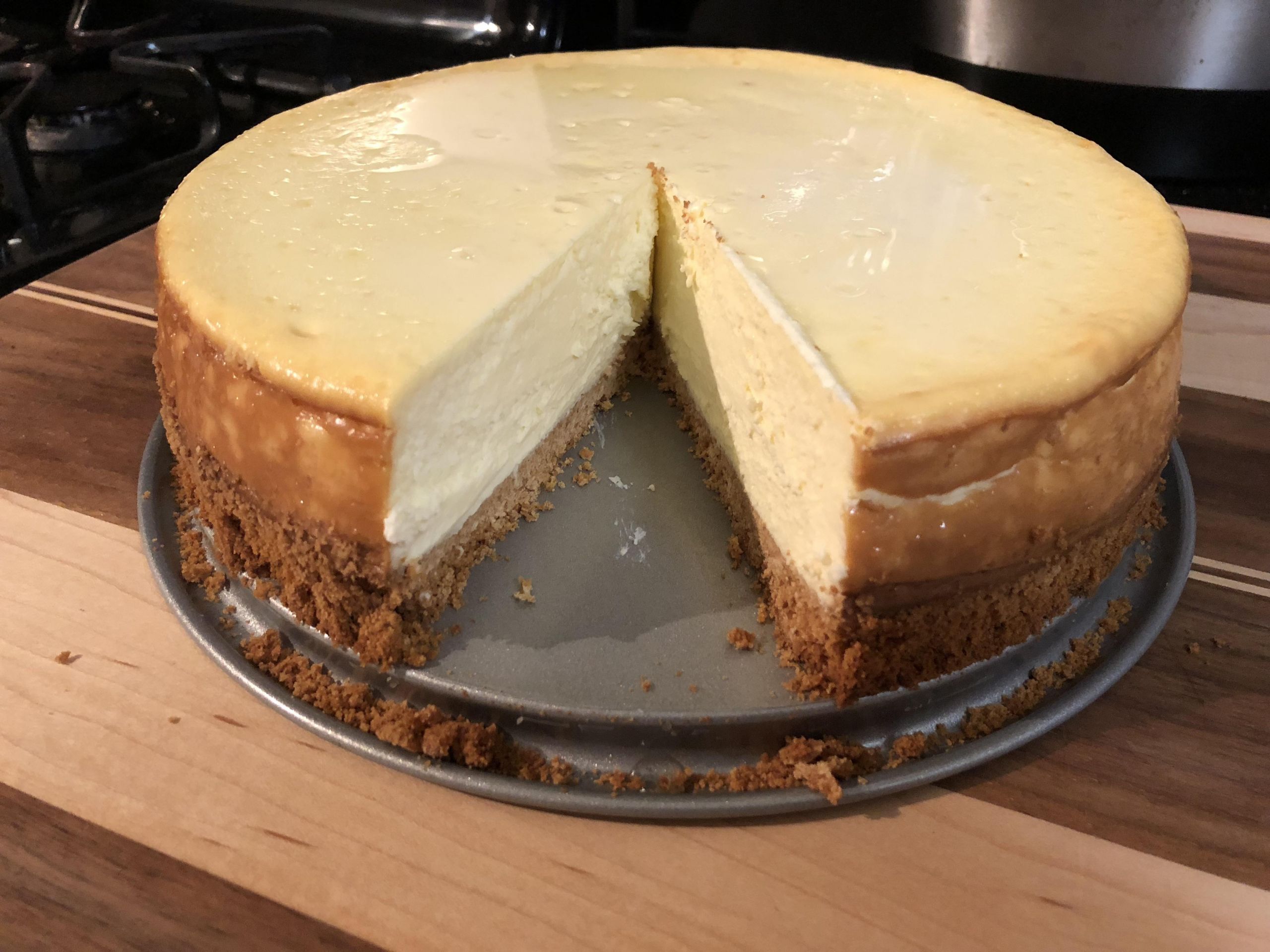 Home Made Cheese Cake
 [Homemade] Cheesecake turned out great other than loose