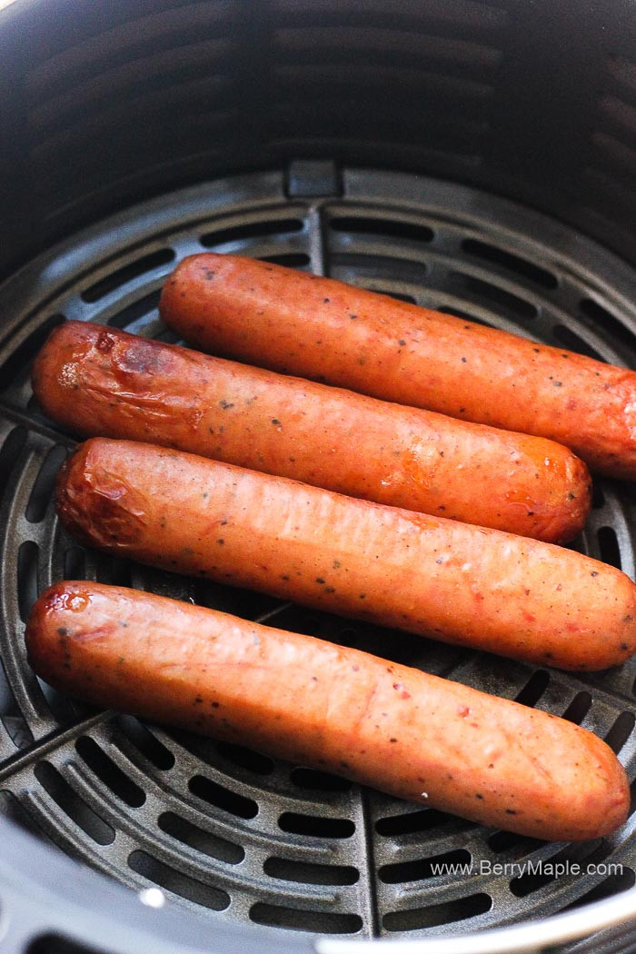 Hot Dogs In An Air Fryer
 The best air fryer hot dogs with video Berry&Maple