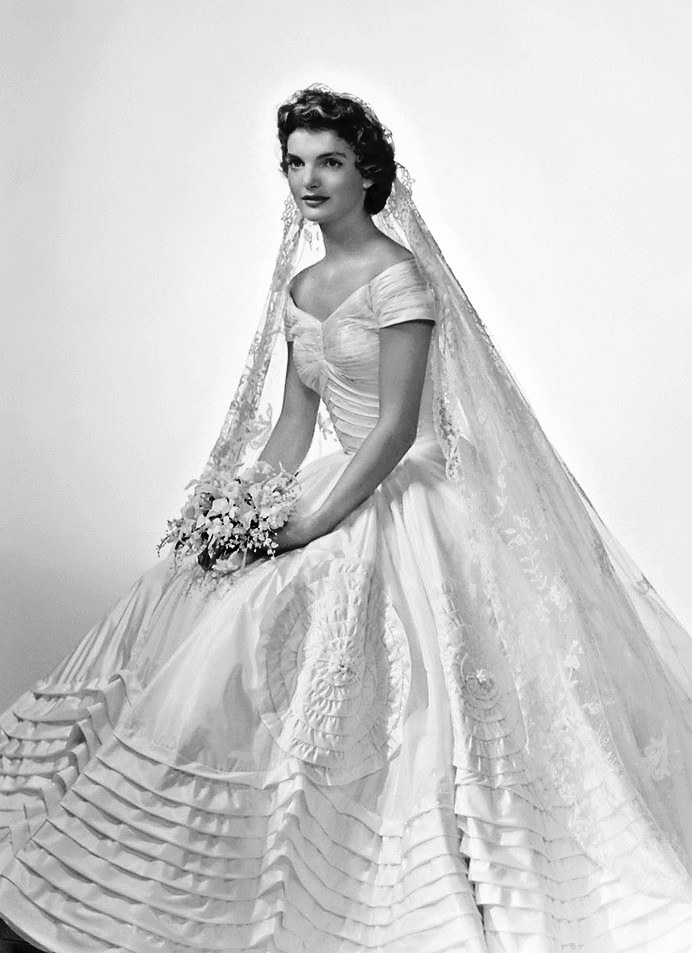 Jackie Kennedy Wedding Veil
 Jacqueline Bouvier Kennedy s Wedding Dress and Veil