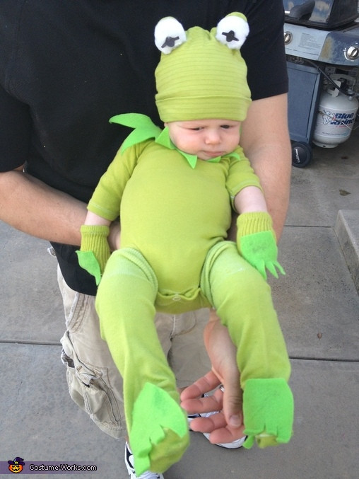 Kermit Costume DIY
 Kermit the Frog DIY Baby Costume 2 5