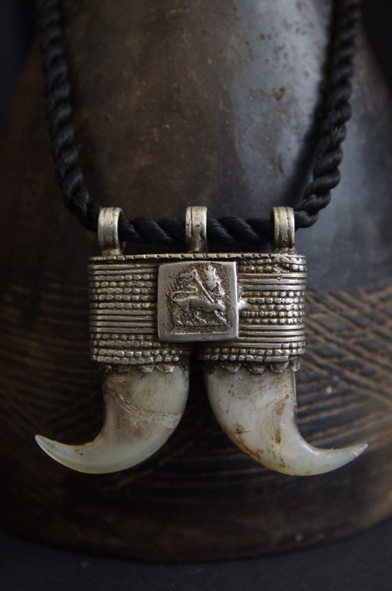 Lion Claw Necklace
 1000 images about AFRO JEWELRY LION CLAWS on Pinterest