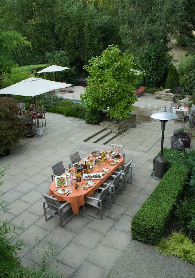 Outdoor Landscape Pavers
 10 Paver Patios That Add Dimension and Flair to the Yard