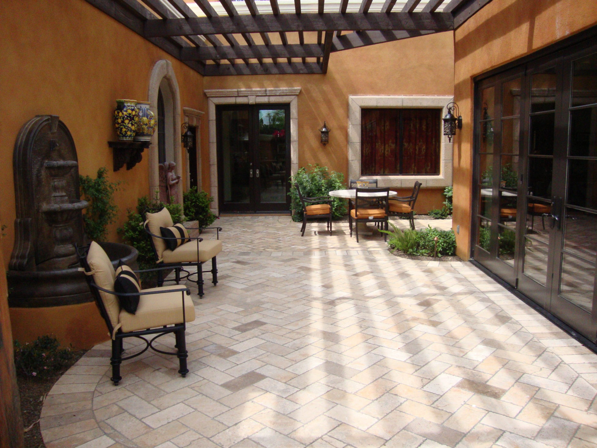 Outdoor Landscape Pavers
 Paver Designs and Paver Ideas for Your Backyard Patios
