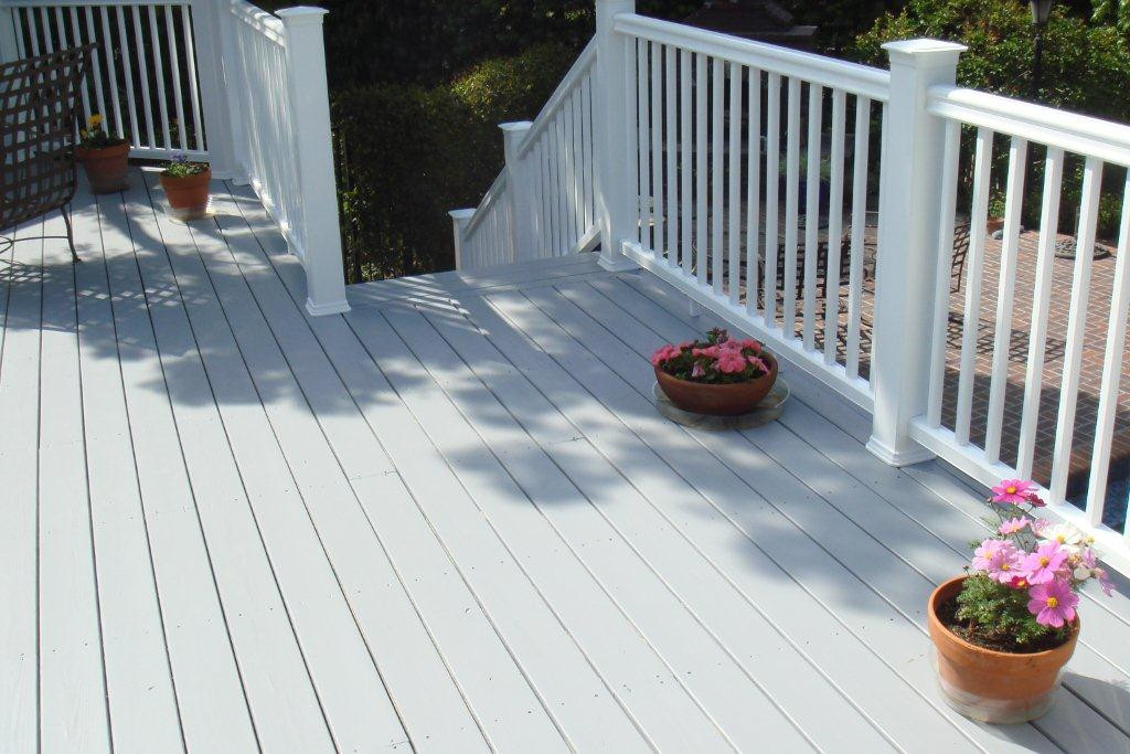Paint A Deck
 Painted TimberSIL wood deck