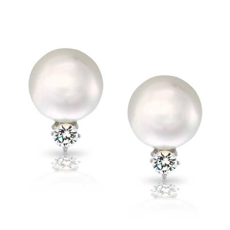 Pearl Earring Studs
 5mm pearl stud earrings with diamond accent set in 14k