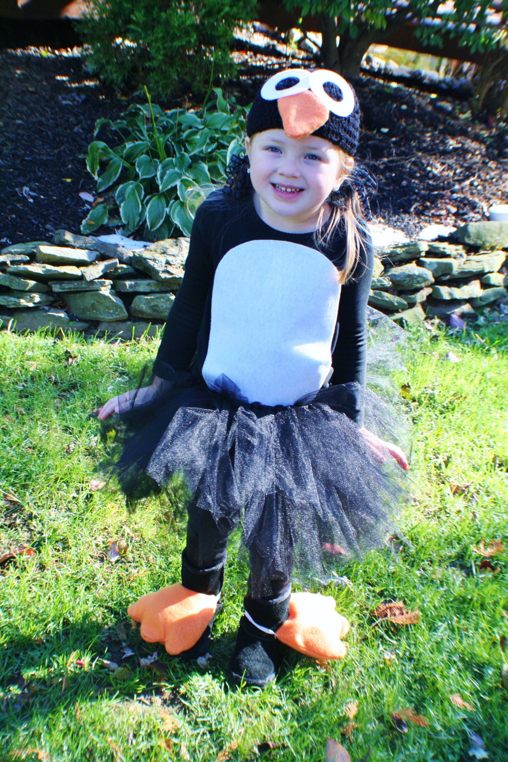Penguin Costumes DIY
 Belle s DIY penguin tutu costume Halloween 2011