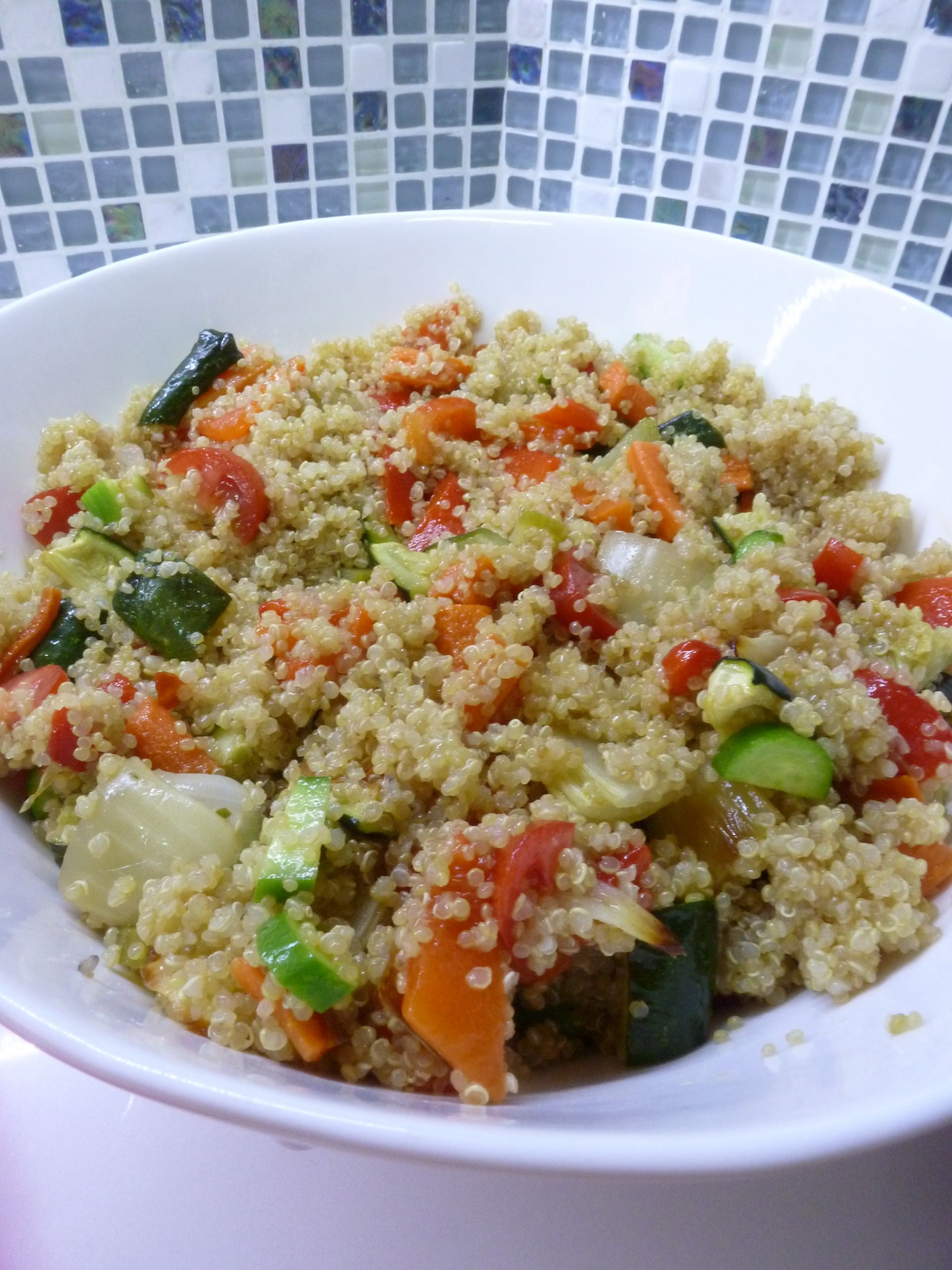 Quinoa Salad Dressing
 Roasted Ve able and Quinoa Salad with Citrus Dressing