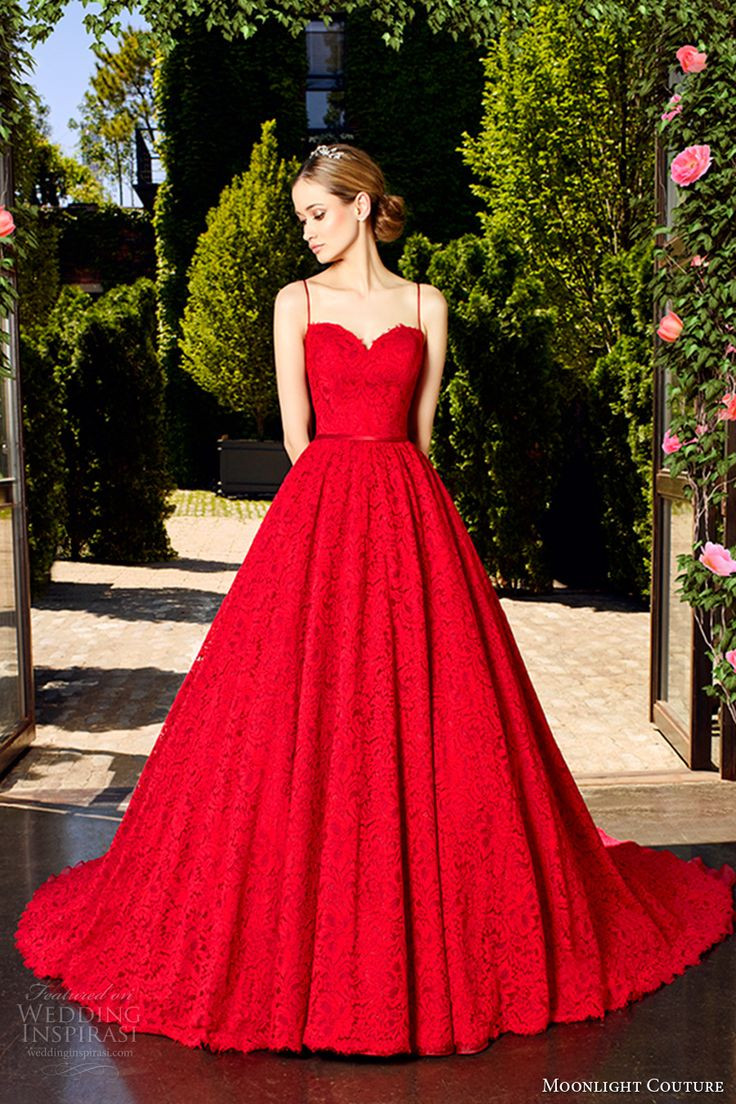 Red Wedding Dresses
 Why Do Some Brides Get Married Using Red Wedding Dresses