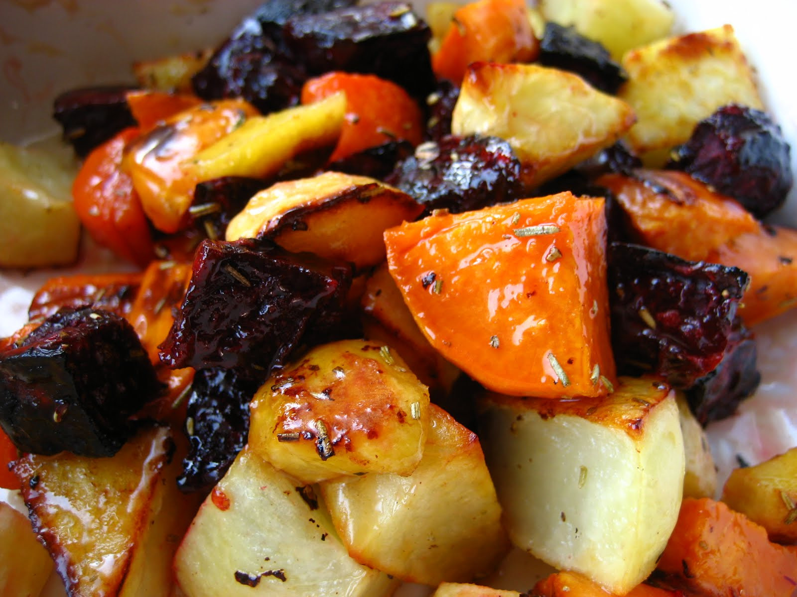 Roasted Root Vegetables Beets
 Roasted Root Ve ables