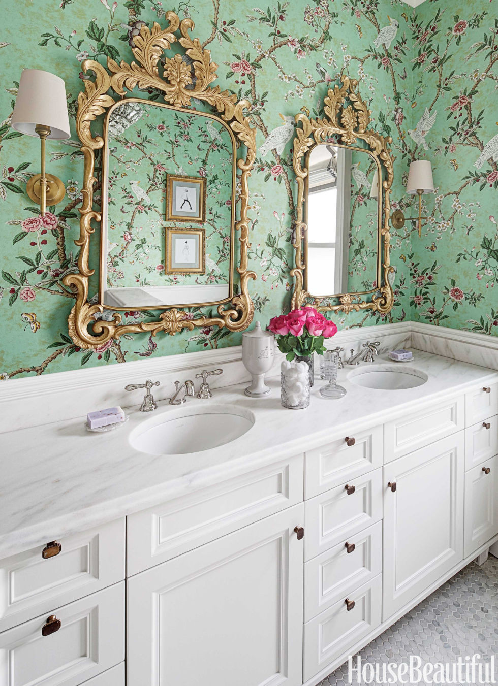 Small Bathroom Wallpaper Ideas
 30 Gorgeous Wallpapered Bathrooms