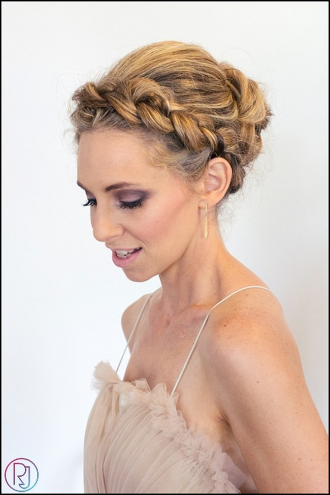 Updos For Wedding Hairstyles
 17 Jaw Dropping Wedding Updos & Bridal Hairstyles