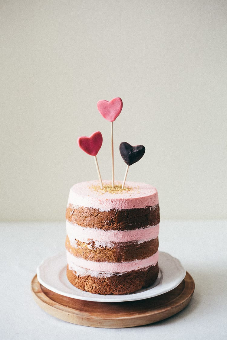 Valentine Birthday Cake
 25 Valentine s Day Foods and Desserts YUM