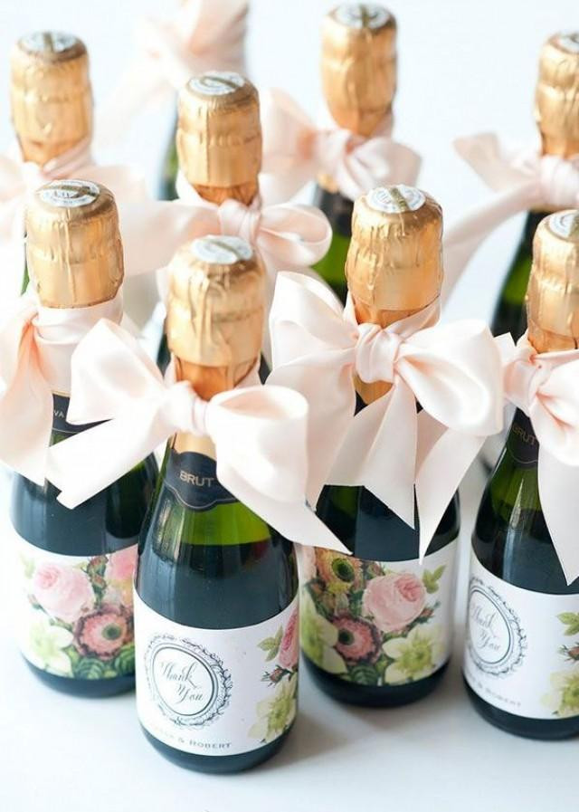 Wedding Favors For Guests
 10 Wedding Favors Your Guests Won t Hate Weddbook