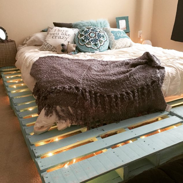 Wood Pallet Bed Frame DIY
 12 Genius Ideas For Pallet Bed With Lights Underneath
