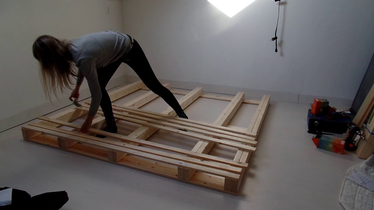 Wood Pallet Bed Frame DIY
 27 DIYs to make Bed Frames out of Pallets