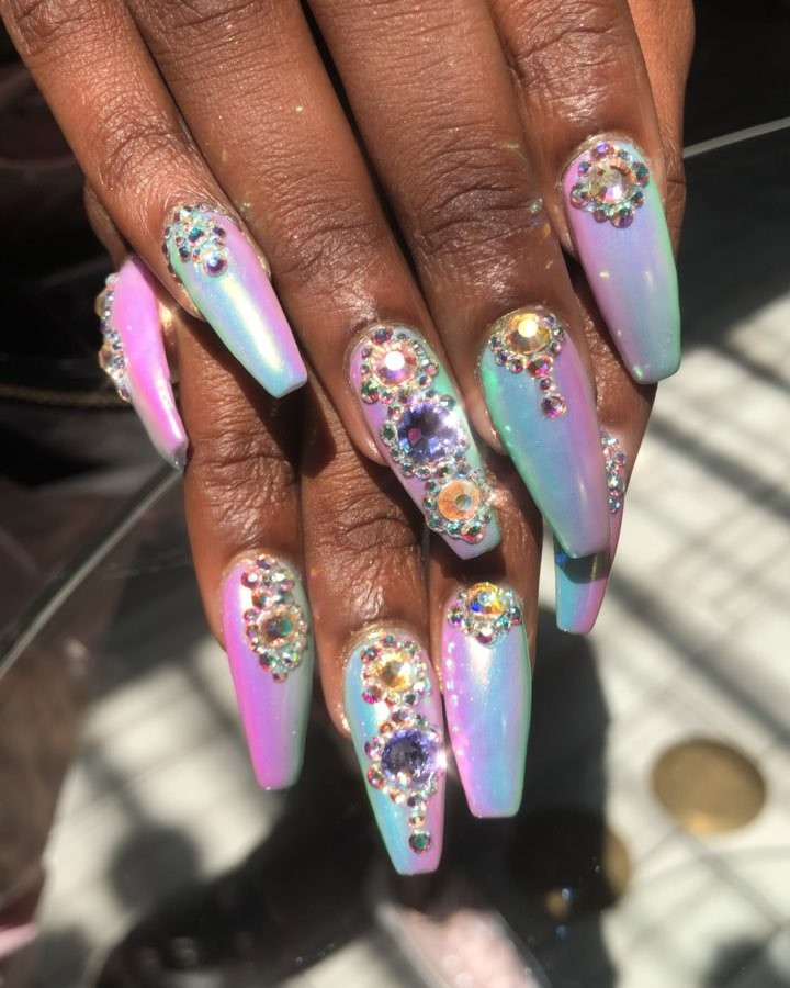 10 Pretty Nails
 Monday Manicure 10 Pretty Nail Designs Giving us Major