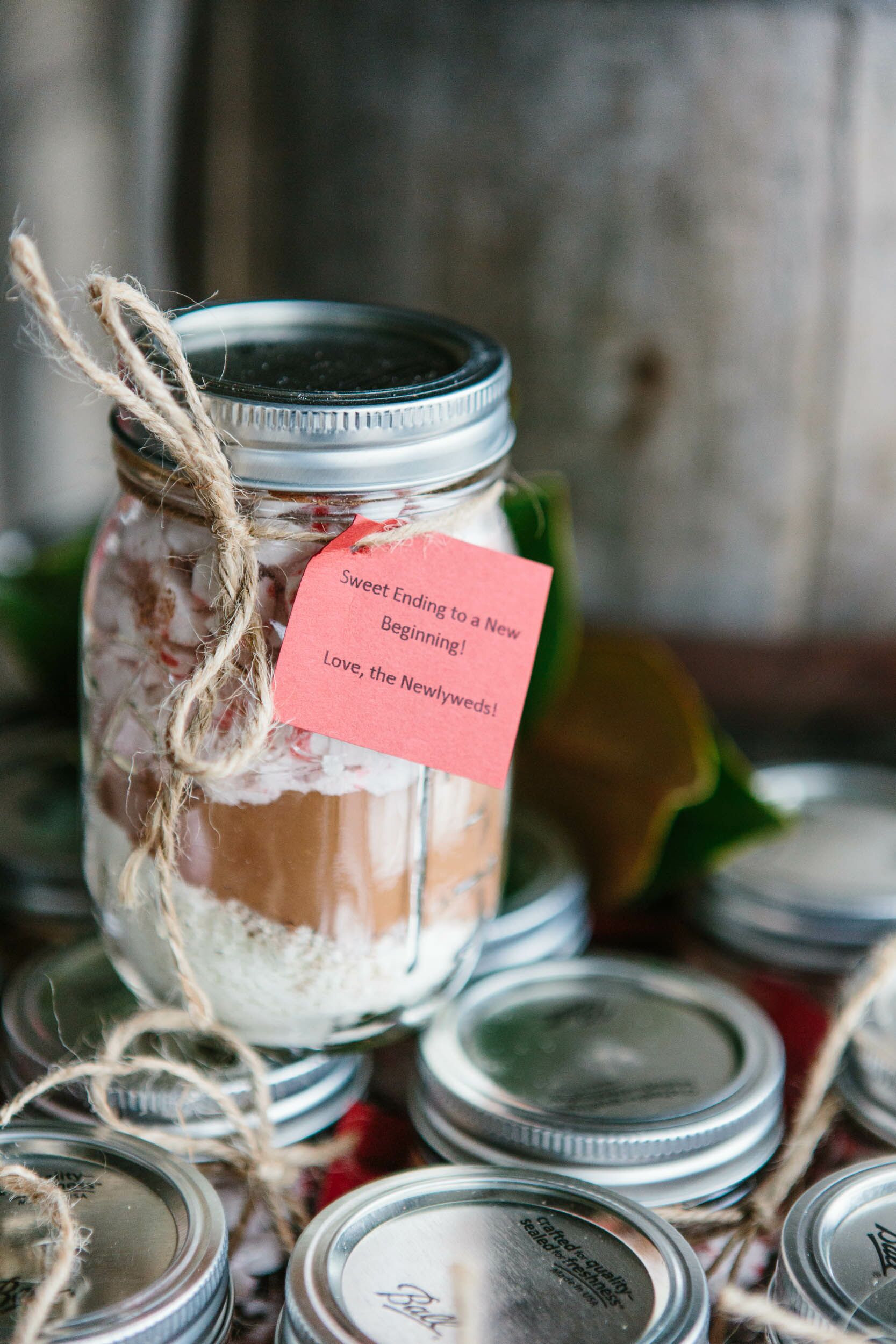 101 DIY Mason Jar Wedding Ideas
 DIY Hot Chocolate in Mason Jar Wedding Favors